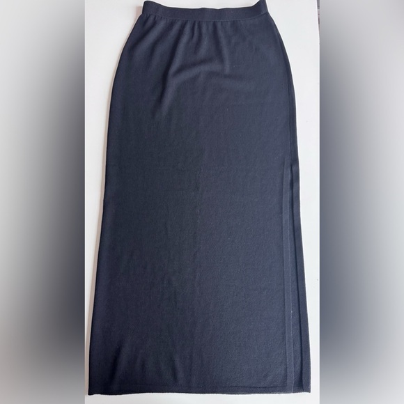 St. John Dresses & Skirts - St. John Evening By Marie Gray Knit Maxi Long Skirt With Slit Size 12